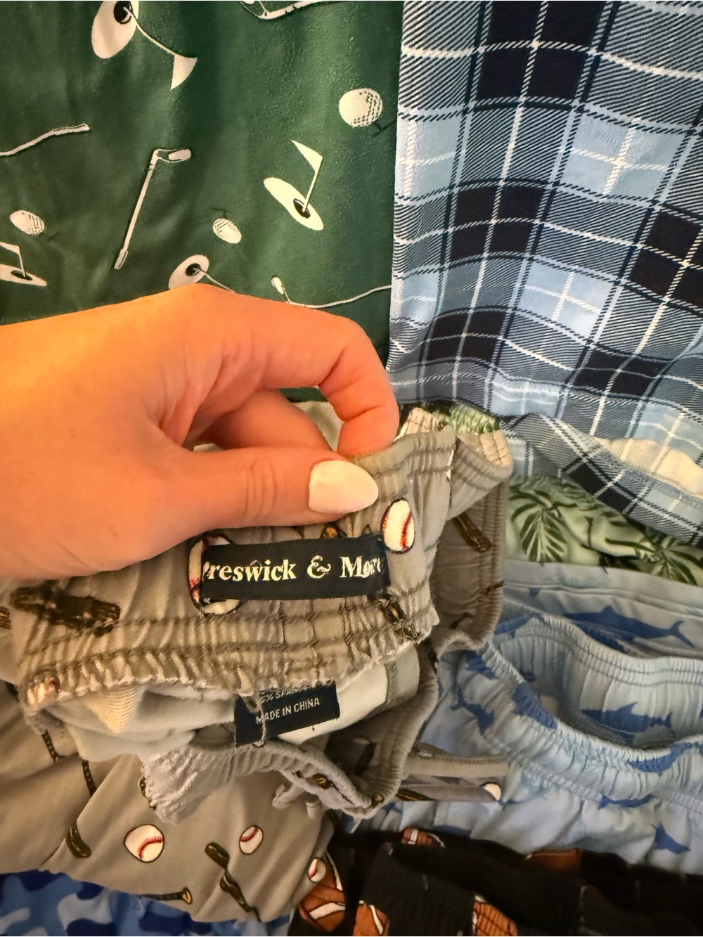 Preswick & Moore men’s Pajama Pants Bundle in Green, Blue, Gray, Black, Tan - Picture 3 of 3